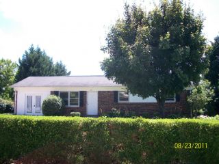 Foreclosed Home - 730 7TH AVENUE CT SE, 28602