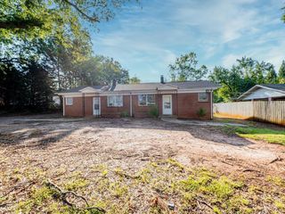 Foreclosed Home - 281 15TH ST SE, 28602