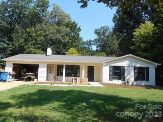 Foreclosed Home - 5386 HAWTHORNE LN, 28602