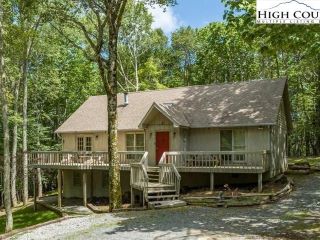 Foreclosed Home - 137 STAGHORN HOLLOW RD, 28604