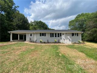 Foreclosed Home - 8048 FELTS RD, 28609