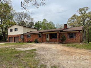 Foreclosed Home - 1737 BALLS CREEK RD, 28610