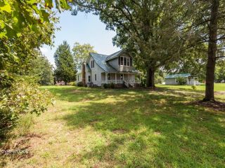 Foreclosed Home - 4758 County Home Rd, 28613