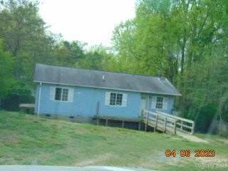 Foreclosed Home - 1202 BLADEN DR, 28613