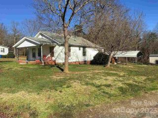 Foreclosed Home - 1060 27TH ST NE, 28613