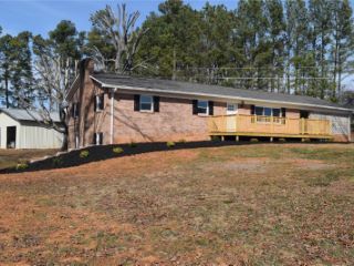 Foreclosed Home - 293 BOWLES FARM RD, 28625