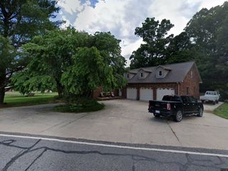 Foreclosed Home - 991 SNOW CREEK RD, 28625