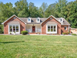 Foreclosed Home - 213 BAYMOUNT DR, 28625