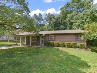 Foreclosed Home - 309 S TORIA DR, 28625