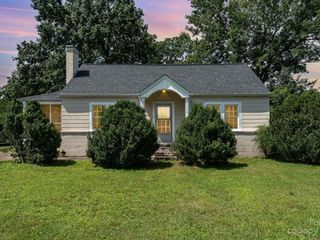 Foreclosed Home - 2490 CONNELLY SPRINGS RD, 28630