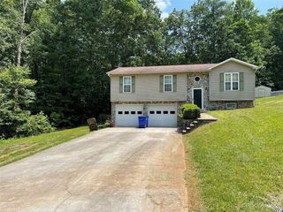 Foreclosed Home - 2584 KNIGHT DR, 28645