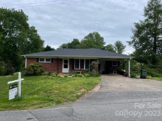 Foreclosed Home - 2513 CENTRAL DR, 28645