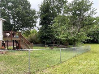 Foreclosed Home - 3371 S US 321 HWY, 28650