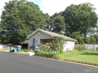 Foreclosed Home - 305 HUDSON ST, 28650