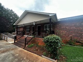 Foreclosed Home - 3447 COUNTRY ACRES DR, 28650