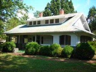 Foreclosed Home - 200 WALKER ST, 28655