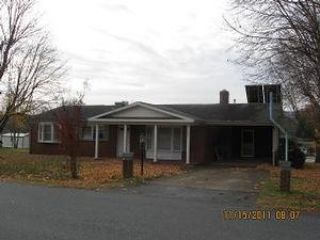 Foreclosed Home - 200 GERALD RD, 28655