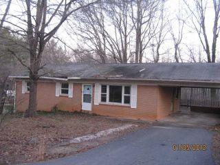Foreclosed Home - 2900 WINDY HILL HOLW, 28655