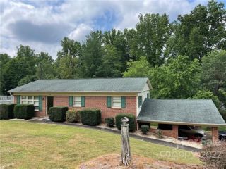 Foreclosed Home - 200 DELLWOOD DR, 28655