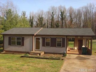 Foreclosed Home - 2313 STARBROOKE DR, 28658