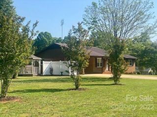 Foreclosed Home - 4116 CONLEY ST, 28658