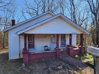 Foreclosed Home - 1313 N DAVIS AVE, 28658