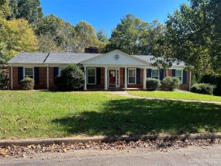 Foreclosed Home - 905 COFFEY AVE, 28659