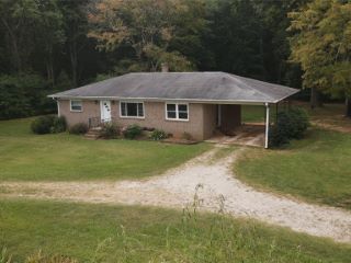 Foreclosed Home - 7321 LITTLE MOUNTAIN RD, 28673
