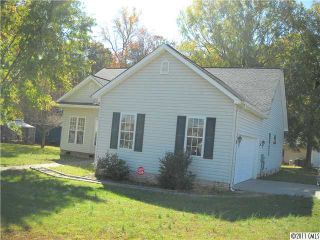 Foreclosed Home - 557 N RACE ST, 28677