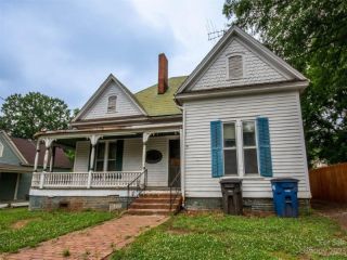 Foreclosed Home - 216 BREVARD ST, 28677