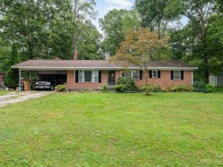 Foreclosed Home - 133 BOSTIAN LAKE RD, 28677
