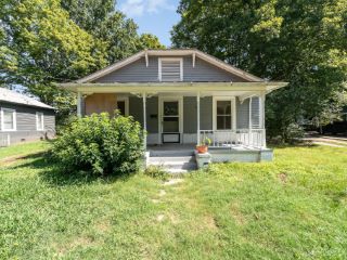 Foreclosed Home - 312 N BOST ST, 28677