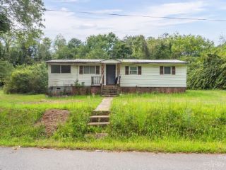 Foreclosed Home - 1006 RANDOLPH ST, 28677