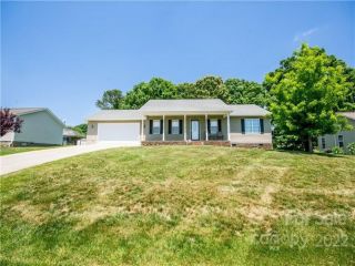 Foreclosed Home - 235 GREEN MEADOWS DR, 28681