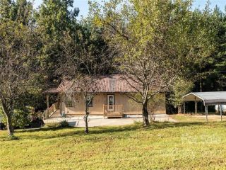 Foreclosed Home - 1999 HIDDEN VALLEY RD, 28681