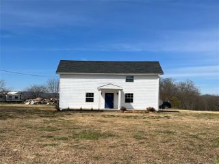 Foreclosed Home - 1077 JAY BURKE RD, 28681