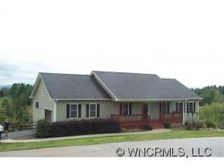 Foreclosed Home - 21 CASTLEWOOD DR, 28701