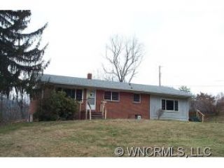 Foreclosed Home - 242 GREENBERRY ST, 28716