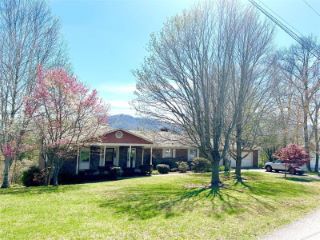 Foreclosed Home - 520 PENLAND ST, 28721