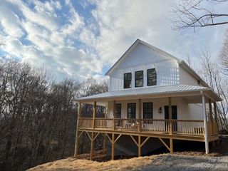 Foreclosed Home - 883 BURNEY MOUNTAIN RD, 28732
