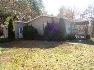 Foreclosed Home - 429 BARNES COVE RD, 28734