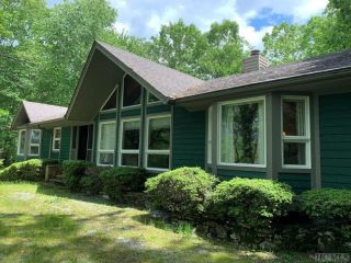Foreclosed Home - 796 HAWK MOUNTAIN RD, 28747