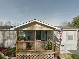 Foreclosed Home - 47 WIND SHADOWS CIR, 28748