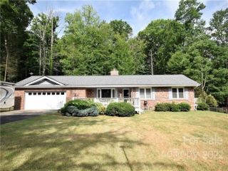 Foreclosed Home - 492 TIMBERLINE DR, 28751