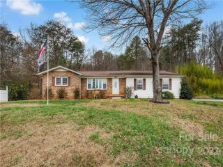 Foreclosed Home - 4499 LAKE JAMES RD, 28752