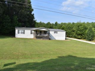 Foreclosed Home - 25 GARLAND DR, 28752