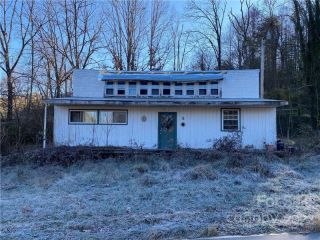 Foreclosed Home - 376 WALNUT DR, 28753