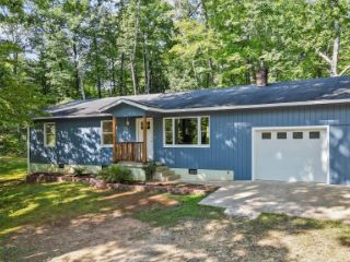 Foreclosed Home - 3048 PINECOVE RD, 28762
