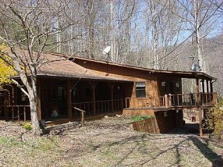 Foreclosed Home - 440 UPPER COVE RD, 28771