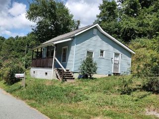 Foreclosed Home - 133 NEWTOWN RD, 28772